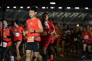 BIB: 22790, 095, 27455, 406
                            <button type="button" onclick="openModal(10871605)" class="btn btn-primary btn-sm float-right btn-popup" data-toggle="modal" data-target=".modal-high-quality">
                        <i class="fas fa-shopping-cart"></i> Add to Cart
                    </button>
                                            <button type="button" onclick="isThisMe(10871605, true)" class="btn btn-success btn-sm float-right btn-popup btn-isme hidden" data-toggle="tooltip" data-placement="bottom" title="นี่คือรูปของคุณใช่ไหม คลิกที่นี่เพื่อเอาเข้าอัลบั้ม">
                        <i class="fas fa-plus"></i> Add to album
                    </button>
                    <button type="button" onclick="isThisMe(10871605, false)" class="btn btn-warning btn-sm float-right btn-popup btn-isnotme hidden">
                        <i class="fas fa-ban"></i> Remove from album
                    </button>